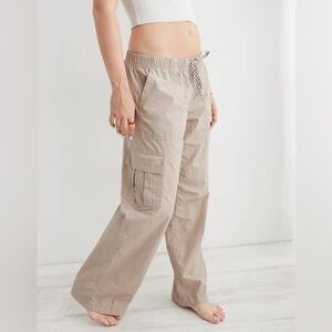 AMERICAN EAGLE Aerie Baggy Cargo Skater Pant